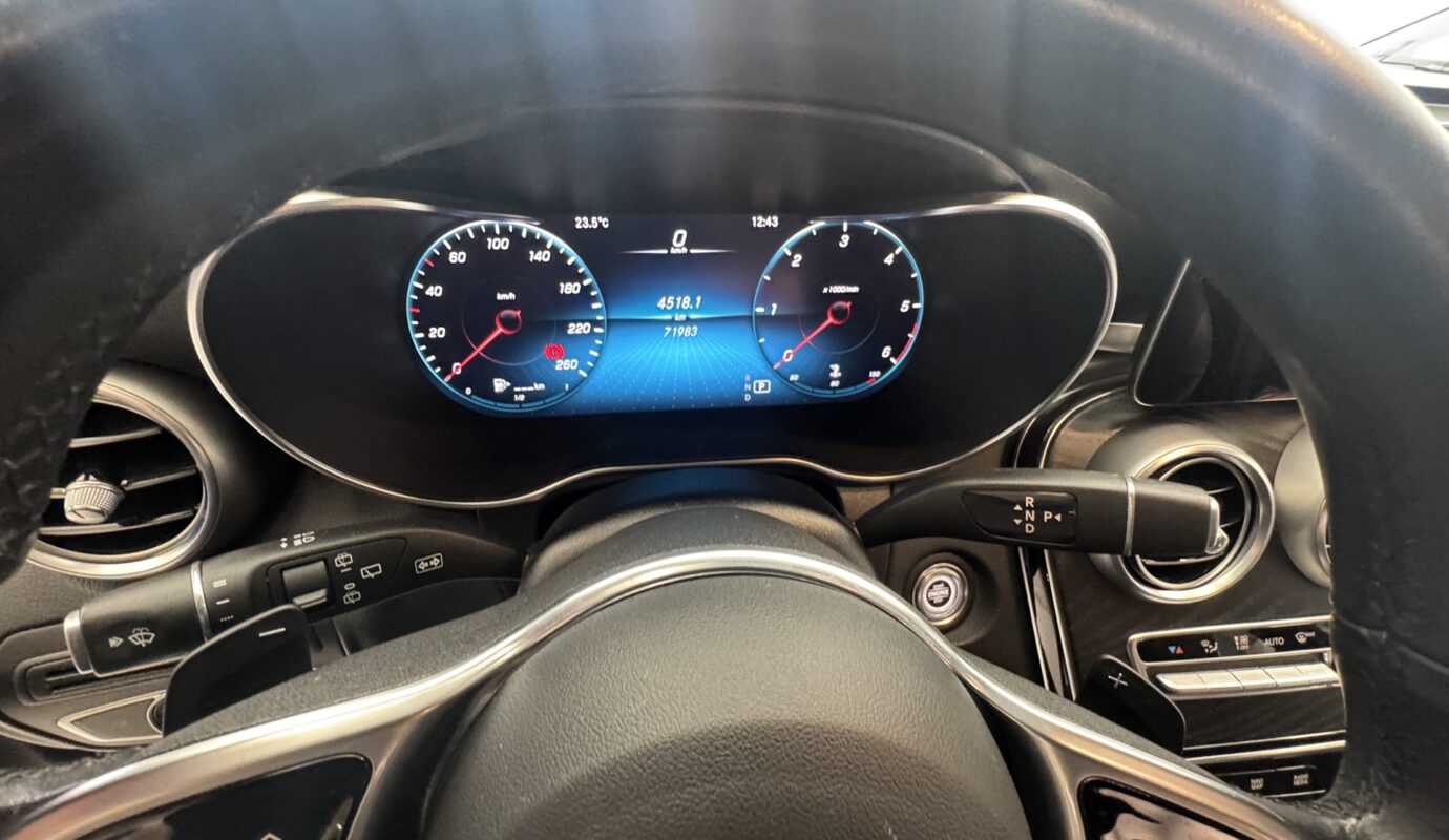 OFERTA  Mercedes-Benz GLC-Klasse GLC 220 d 4Matic OFERTA  Mercedes-Benz GLC-Klasse GLC 220 d 4Matic
