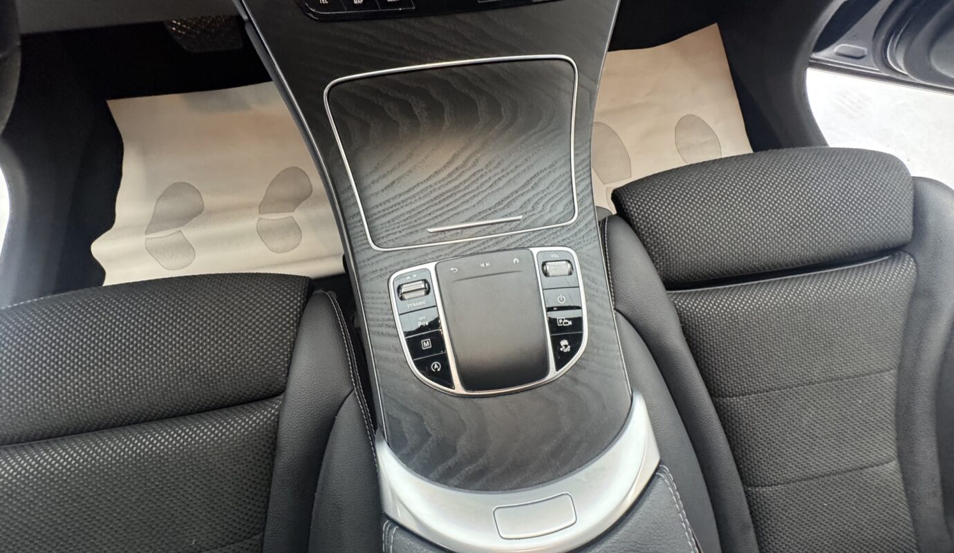 OFERTA  Mercedes-Benz GLC-Klasse GLC 220 d 4Matic OFERTA  Mercedes-Benz GLC-Klasse GLC 220 d 4Matic