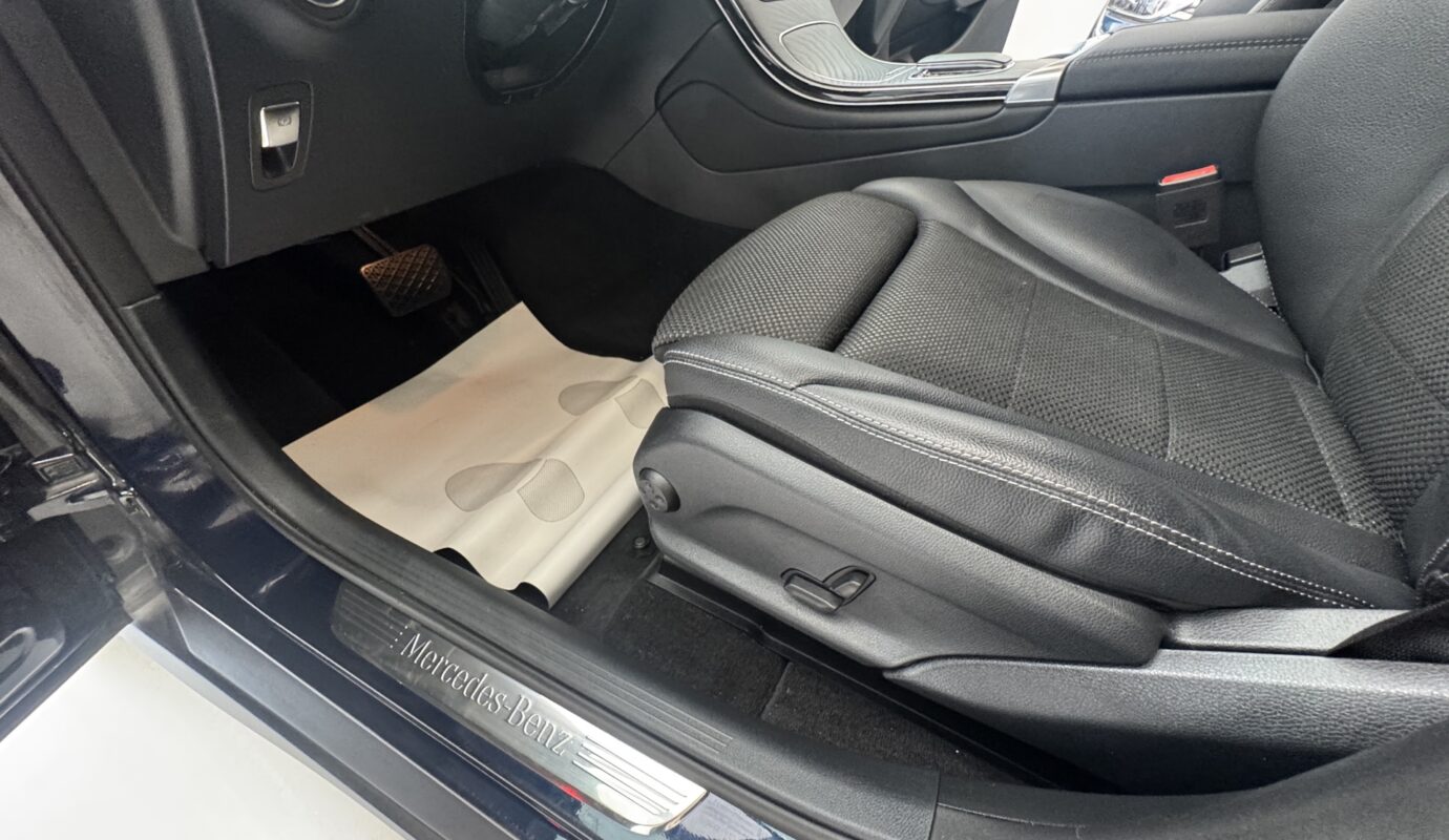 OFERTA  Mercedes-Benz GLC-Klasse GLC 220 d 4Matic OFERTA  Mercedes-Benz GLC-Klasse GLC 220 d 4Matic