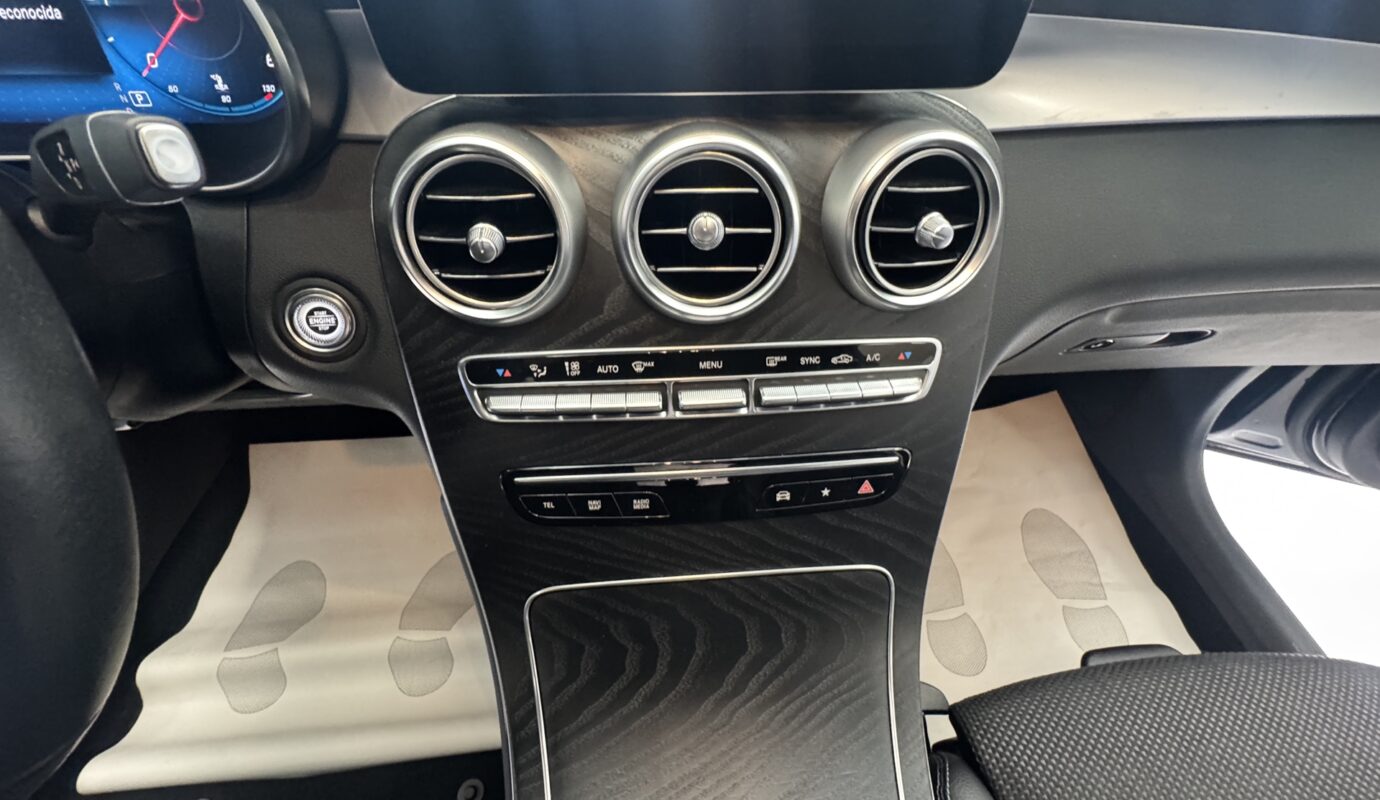 OFERTA  Mercedes-Benz GLC-Klasse GLC 220 d 4Matic OFERTA  Mercedes-Benz GLC-Klasse GLC 220 d 4Matic