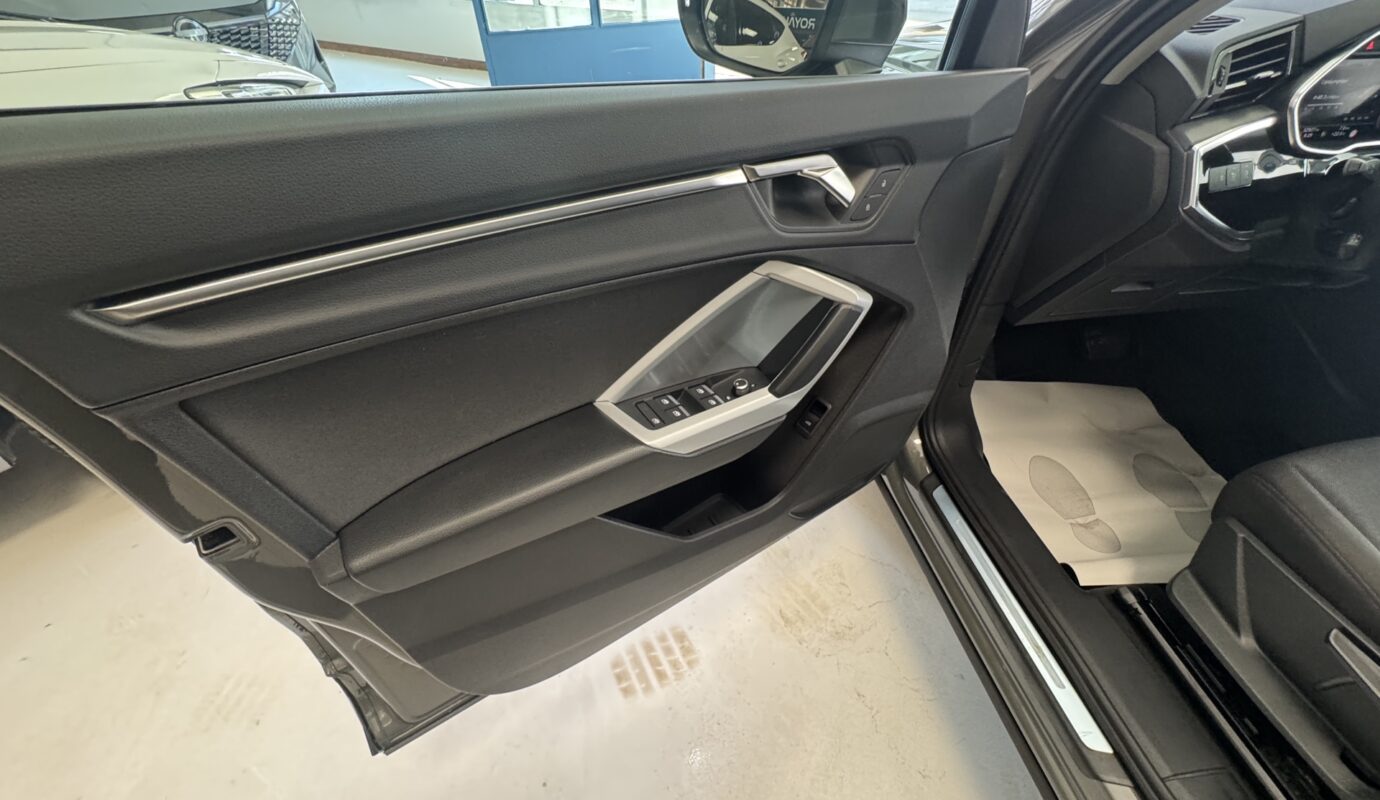 OFERTA   Audi Q3 35 TDI Advanced OFERTA   Audi Q3 35 TDI Advanced