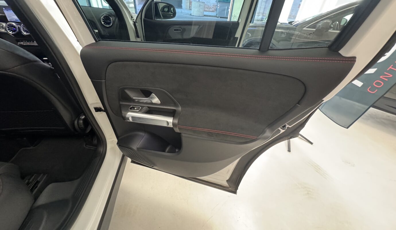 MERCEDES GLB 2.0 DCT 150CV MERCEDES GLB 2.0 DCT 150CV
